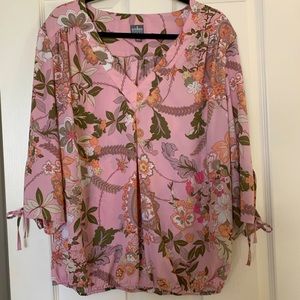 Soho Floral V-Neck Blouse